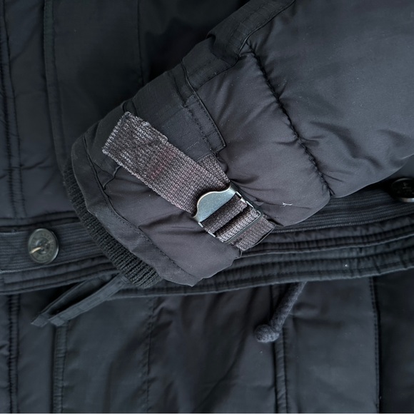 SOLD: ABERCROMBIE & FITCH PUFFER - MEDIUM - Picture 16 of 16